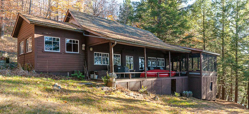 Cottage photo